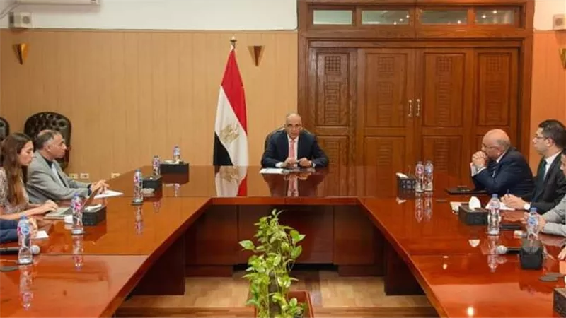  سويلم يبحث مع ممثلى الشركة المتحدة للخدمات الإعلامية التنسيق المشترك ضمن حملة التوعية 