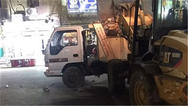 محافظ الشرقية يوجه بمتابعة أعمال تطهير بالوعات صرف مياه الأمطار