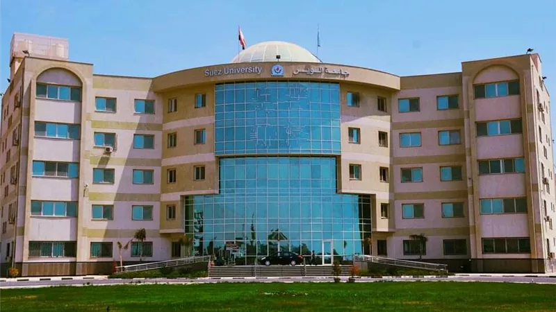 غداً ..جامعة السويس تنظم قافلة طبية  مجانية بحي عتاقة