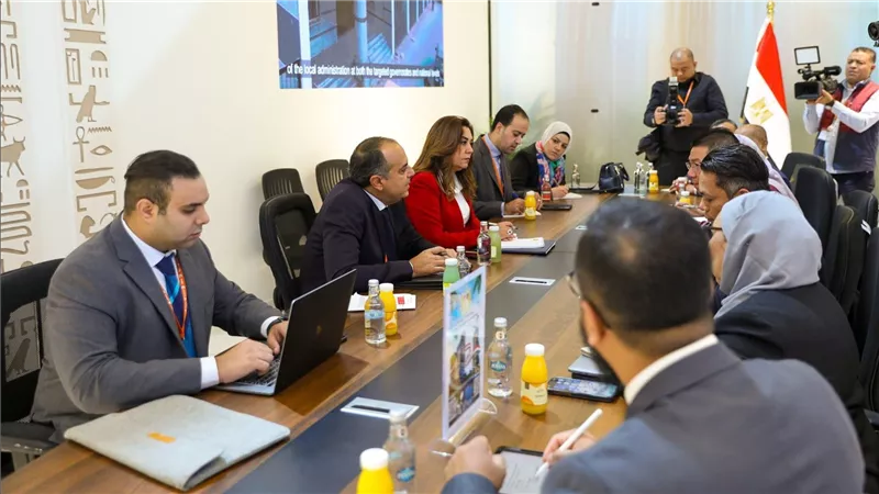 وزيرة التنمية المحلية تبحث مع وزير الإسكان والحكم المحلي الماليزي مجالات التعاون المشترك بين الجانبين