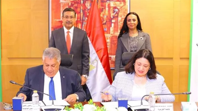 بروتوكول تعاون بين التضامن الاجتماعي وبنك التعمير والإسكان لتطوير 20 فصل حضانة بقيمة 10 ملايين جنيه