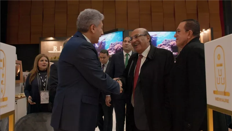 وزير السياحة والآثار يفتتح الجناح المصري المُشارك في المعرض السياحي الدولي بلندن