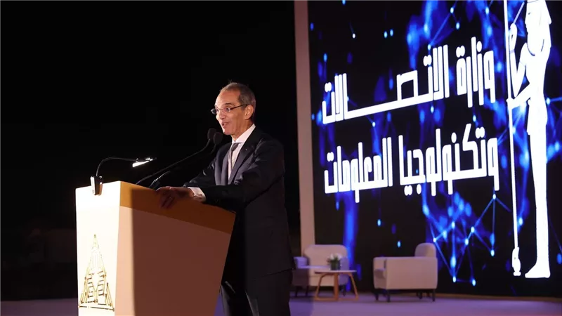 وزير الاتصالات: القدرات البشرية التى يضمها القطاع تعد المحرك الأساسي لاستمراره متصدرا النمو بين قطاعات الدولة