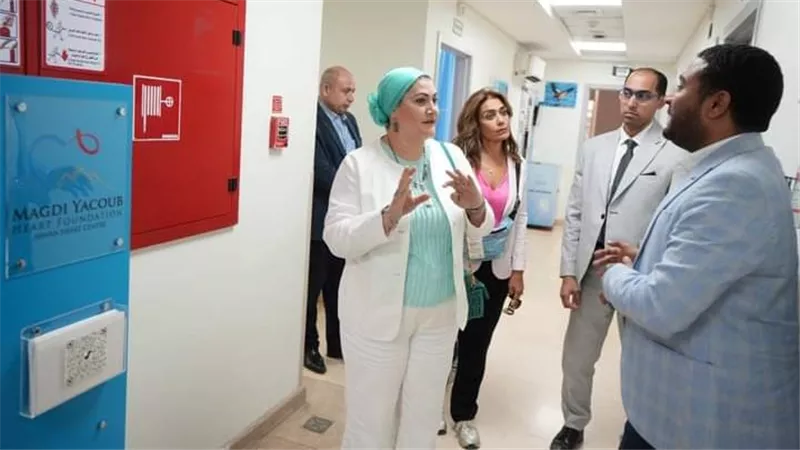 رئيسة المجلس القومي للطفولة والامومة تدعم الأطفال بمؤسسة مجدى يعقوب لأمراض وأبحاث القلب بأسوان