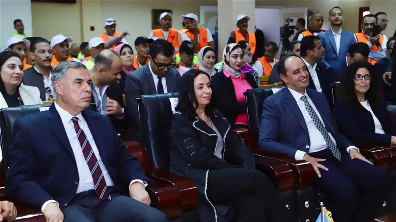 وزيرة التضامن ورئيس مجلس إدارة صندوق مكافحة الإدمان تكرم 100 متعافى من أبناء المناطق المطورة 