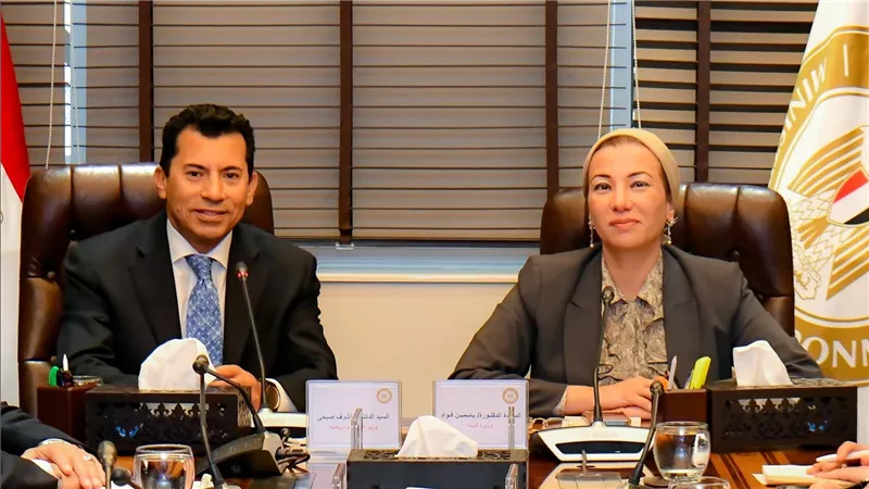 وزيرا البيئة والشباب والرياضة يلتقيان بأعضاء اللجنة الوطنية للشباب والمناخ ويناقشان الاستعدادات الخاصة حول مفاوضات مؤتمر المناخ Cop29