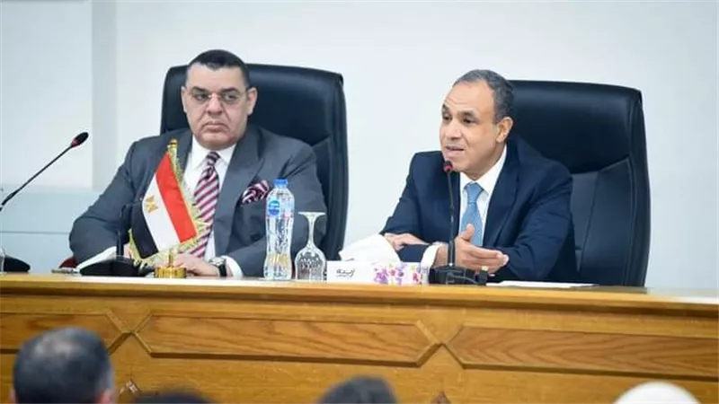 وزير الخارجية يلتقي الملحقين العسكريين المرشحين للعمل بالخارج