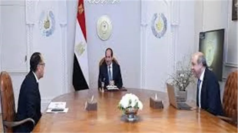 الرئيس يتابع الجهود المستمرة لزيادة الإنتاجية وتحسين مستويات الدخول والنمو الاقتصادى