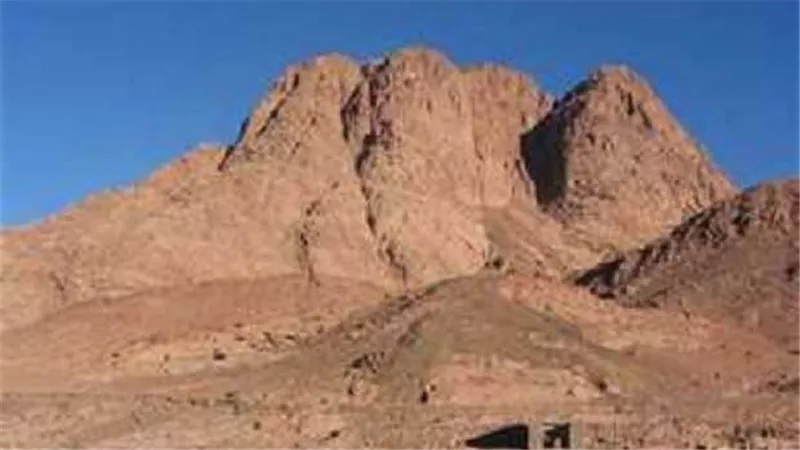 دار الإفتاء توضح خصوصية جبل الطور حتى يتجلى الله تعالى عليه