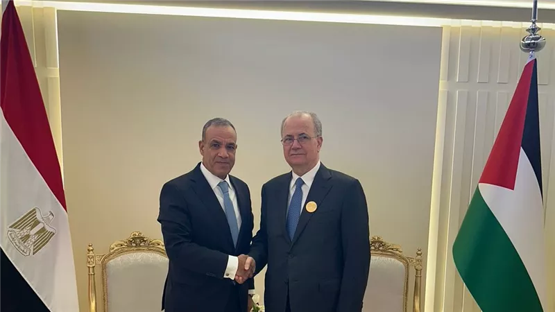 وزير الخارجية والهجرة يلتقي مع رئيس الوزراء وزير الخارجية الفلسطيني