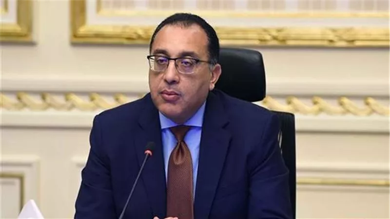 رئيس الوزراء يتابع موقف مشروعات الإسكان