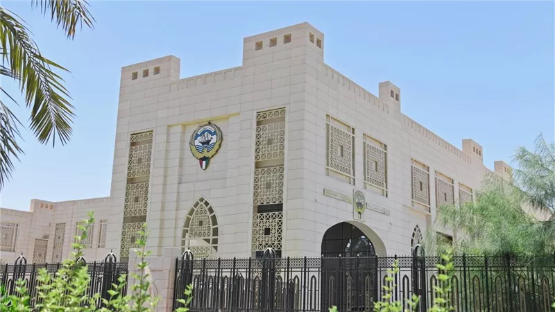 الكويت تدين الهجوم الإرهابي على محطة قطار في باكستان