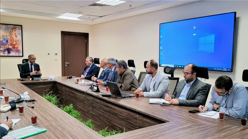 نائب وزير الإسكان يعقد اجتماعاً لمناقشة الاحتياجات المائية بمحافظة البحر الأحمر