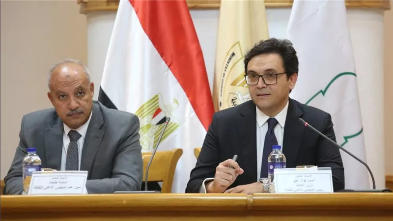 وزير الثقافة يترأس الاجتماع الـ 71 للمجلس الأعلى للثقافة لبحث آليات تطوير أداء لجان المجلس ومنظومة العمل الثقافي بالوزارة