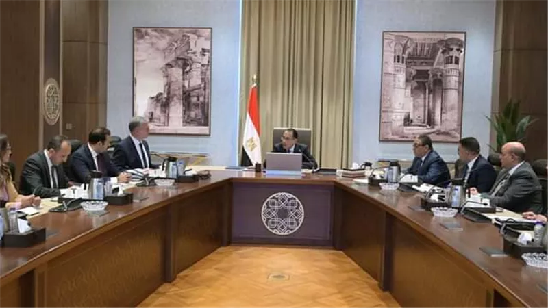 رئيس الوزراء يتابع موقف أنشطة البحث والاستكشاف عن الثروات الطبيعية والمعادن النفيسة