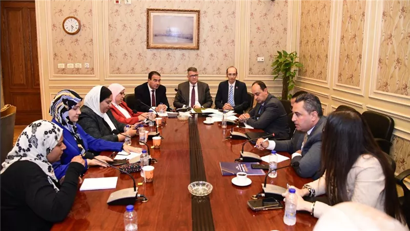 حقوق الإنسان بالنواب تفتح ملف الصحة النفسية ومكافحة الإدمان