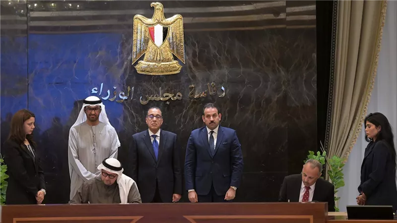 رئيس الوزراء يشهد مراسم توقيع مذكرتي تفاهم بين جهاز مستقبل مصر للتنمية المستدامة و