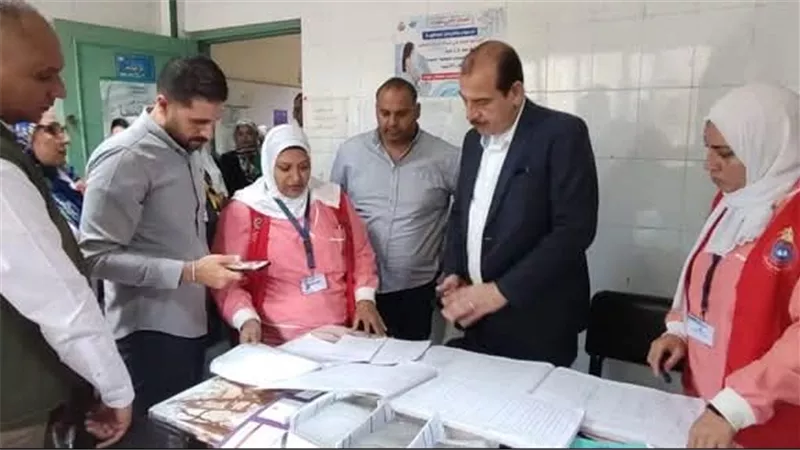 نائب وزير الصحة يتفقد 3 مراكز طب أسرة بالغربية ويوجه بصرف مكافآت للمتميزين وتوقيع جزاءات للمقصريين 