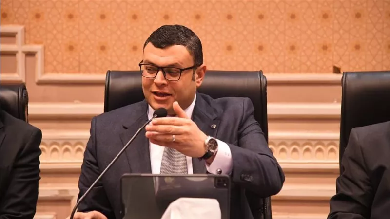 وزير الإسكان يناقش خطة عمل الوزارة مع لجنة الإسكان والمرافق العامة والتعمير بمجلس النواب