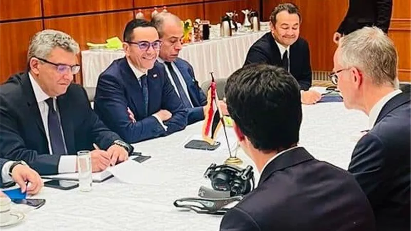 وزير الاستثمار يلتقي نائب المستشار الألماني ويجري مباحثات هامة 
