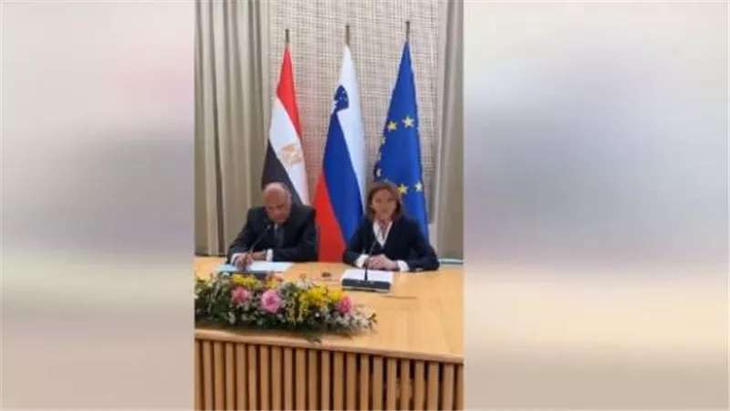 رئيس جمهورية سلوفينيا السابق يزور السفارة المصرية في لوبليانا