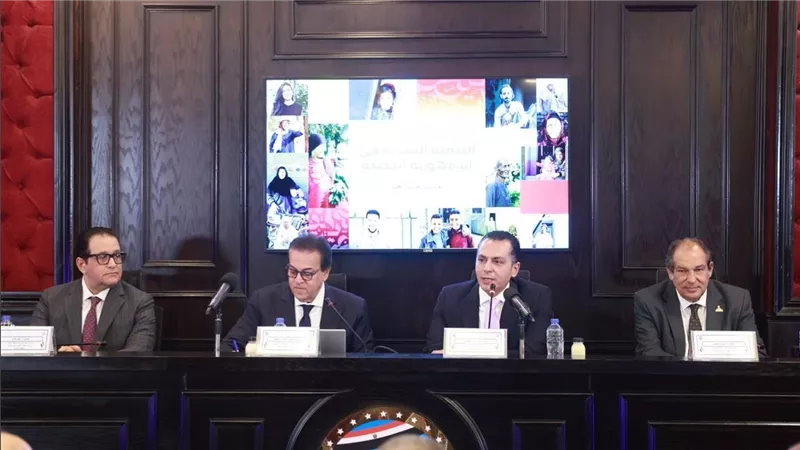خلال ندوة لحزب مستقبل وطن.. وزير الصحة: برامج التنمية البشرية تعمل علي بناء الإنسان المصري