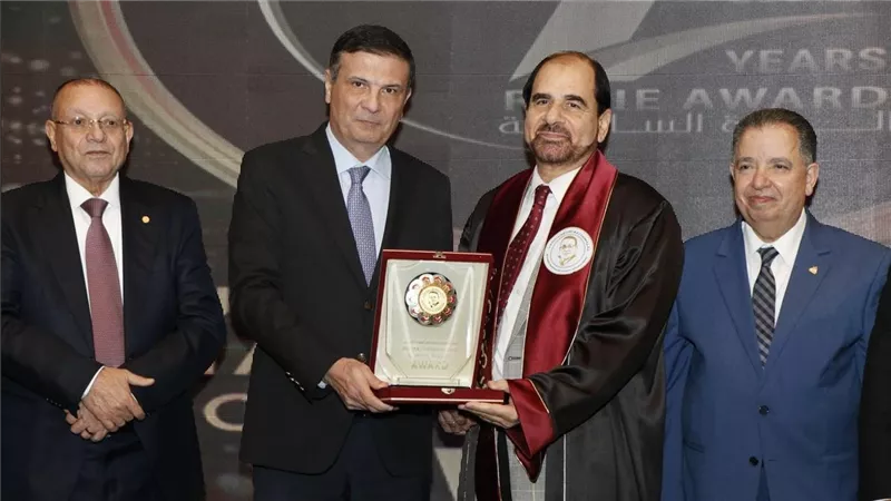 وزير الزراعة يشارك فى تسليم الفائزين بجوائز جامعة الدلتا في مجال الزراعة والأمن الغذائي والعلوم الطبية