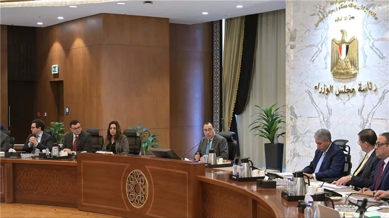 رئيس الوزراء يترأس اجتماع المجلس الأعلى للتخطيط والتنمية العمرانية