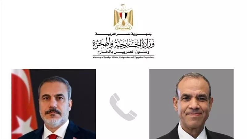 اتصال هاتفي بين وزير الخارجية والهجرة ونظيره التركي