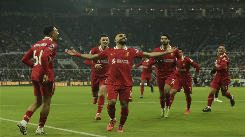 تشكيل ليفربول لمواجهة فولهام بالدوري الإنجليزي.. صلاح في الهجوم