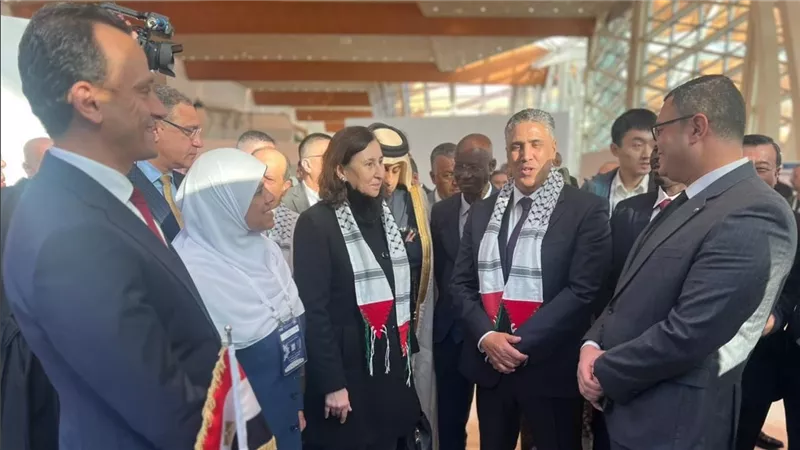 وزير الإسكان يشارك في افتتاح المعرض المصاحب لمؤتمر الإسكان العربي الثامن بدولة الجزائر