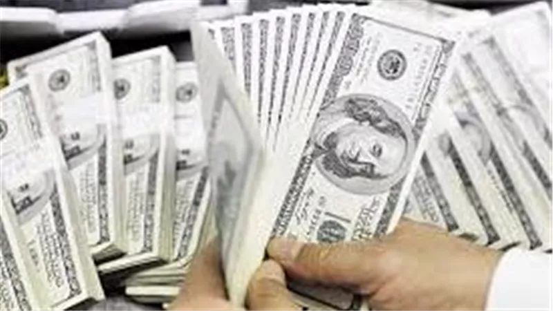 ضبط قضايا اتجار فى العملات الأجنبية بقيمة 17 مليون جنيه خلال 24 ساعة