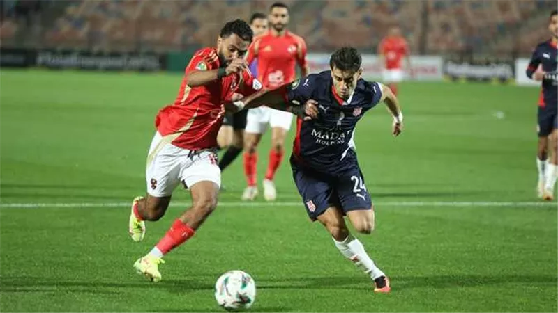 بفوز مثير على حساب بتروجت.. الأهلي يتصدر الدوري المصري