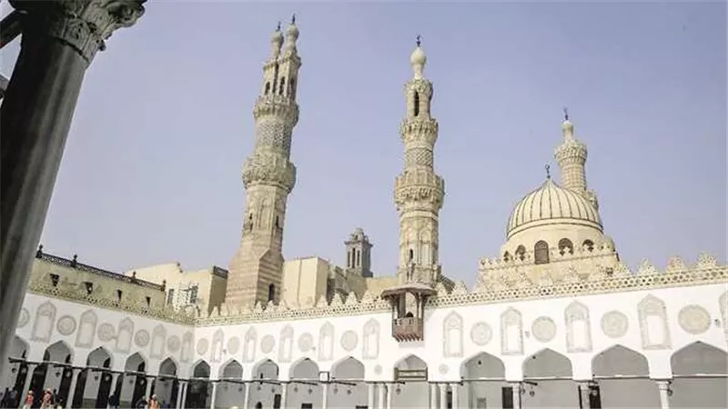 الأزهر الشريف يقرر إعادة فتح التسجيل لاستمارات الشهاداتين الابتدائية والإعدادية
