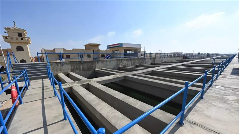وزير الإسكان يستعرض إنجازات قطاع مياه الشرب والصرف الصحي بالوزارة خلال العام 2024