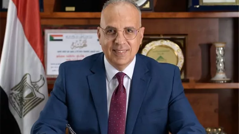 سويلم يتابع موقف منظومة شكاوى المواطنين بالوزارة