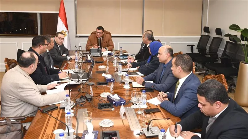 وزير الإسكان يتابع موقف المشروعات التنموية الجارى والمخطط تنفيذها بالعلمين الجديدة وأراضي إقليم الساحل الشمالي الغربى