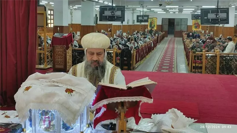 أسقف السويس يترأس قداس التذكار الحادي عشر لنياحة مثلث الرحمات الأنبا أغناطيوس