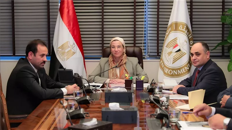 وزيرة البيئة تبحث مع رئيس جهاز مستقبل مصر للتنمية المستدامة التعاون في دعم الاستثمار البيئي 