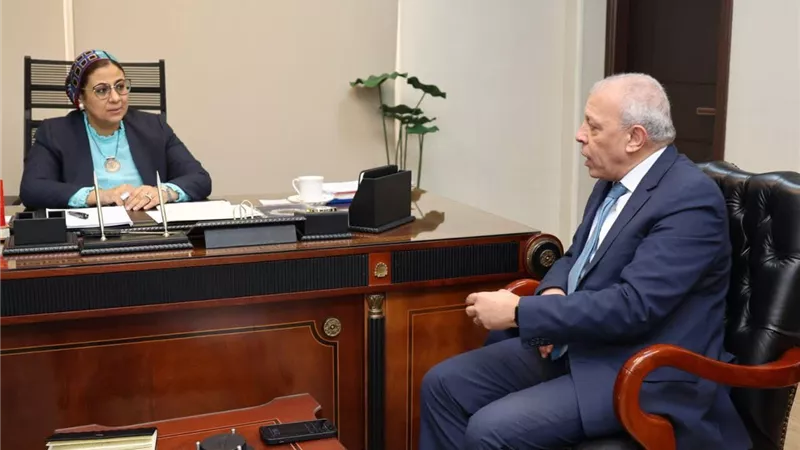 رئيس هيئة تنمية الصعيد يلتقي رئيسة المجلس القومي للمرأة لبحث سبل التعاون المشترك بين الجانبين