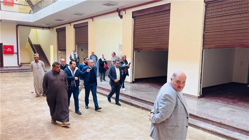 زيارة وفد تنمية المشروعات وهيئة تنمية الصعيد لمجمع الحرف اليدوية بقرية دسيا في الفيوم