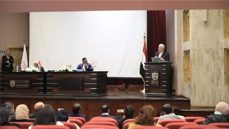 وزير التعليم العالي يشهد ورشة عمل حول التصنيف العالمي QS بالتعاون مع بنك المعرفة المصري