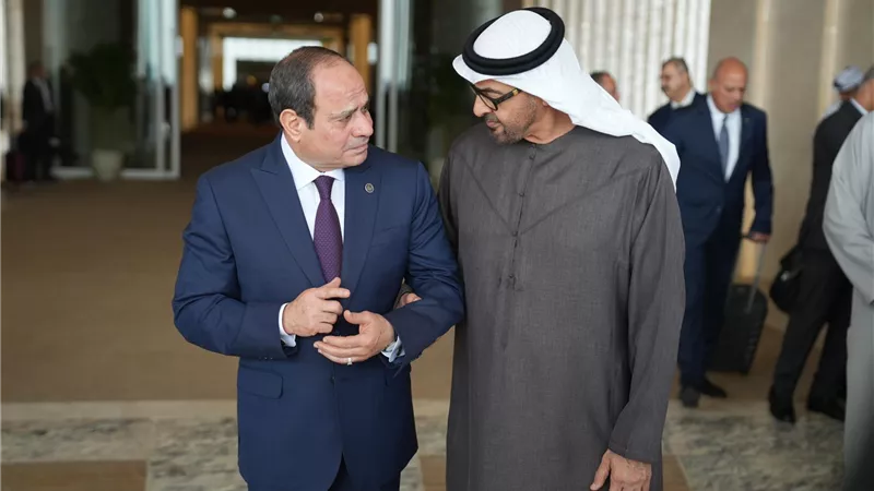 السيسي وبن زايد يبحثان سبل استعادة الأمن والاستقرار في المنطقة