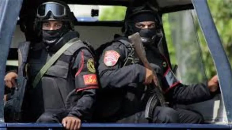 ضبط 6 أطنان دقيق قبل تهريبها إلى السوق السوداء