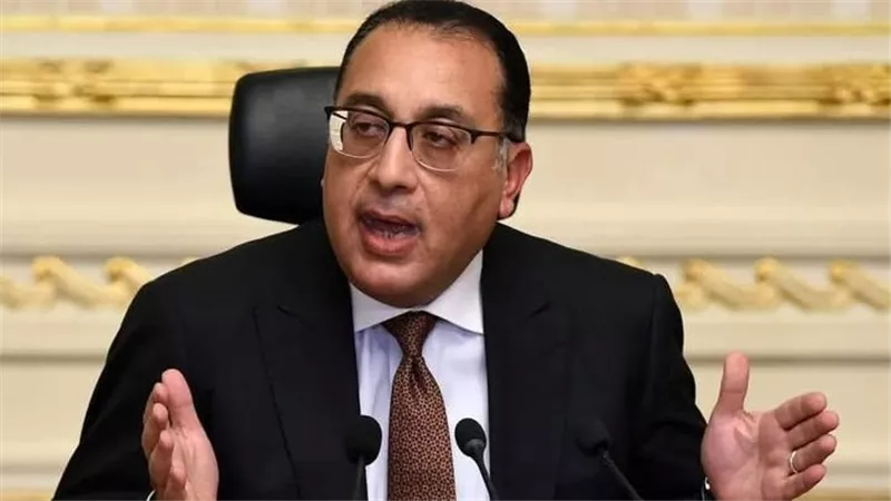 رئيس الوزراء يتابع ملف حصر التكلفة الاقتصادية لأعداد اللاجئين والوافدين بمصر