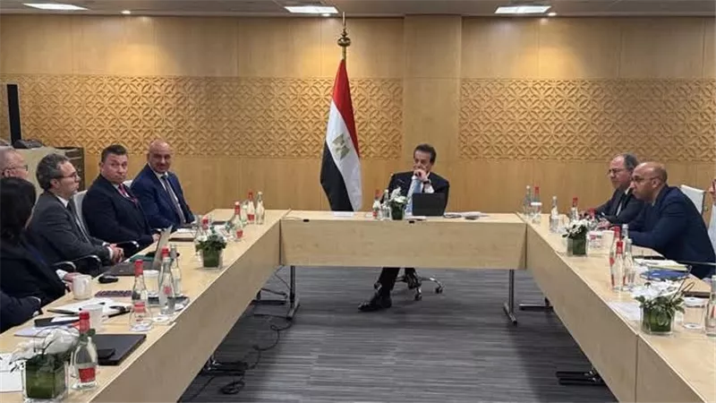  وزير الصحة يلتقي ممثلي شركة Nihon Kohden لبحث تعزيز التعاون في دعم القطاع الصحي