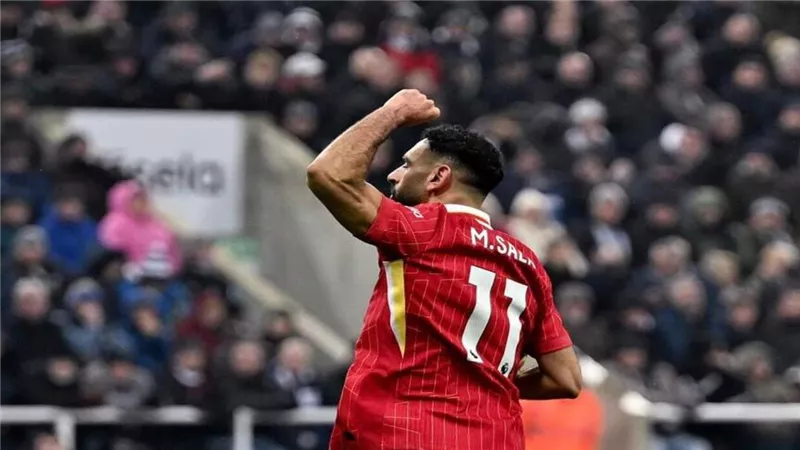 محمد صلاح الرابع في قائمة اللاعبين الأعلى أجرا في إفريقيا.. فمن هو الأول؟