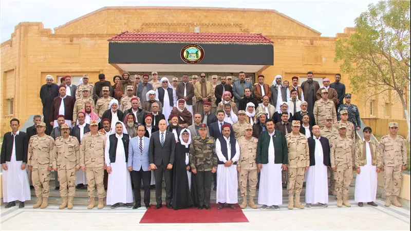 قيادة المنطقة الغربية العسكرية تستقبل عدداً من شيوخ وعواقل القبائل وممثلى المجتمع المدني بمحافظة مرسى مطروح 