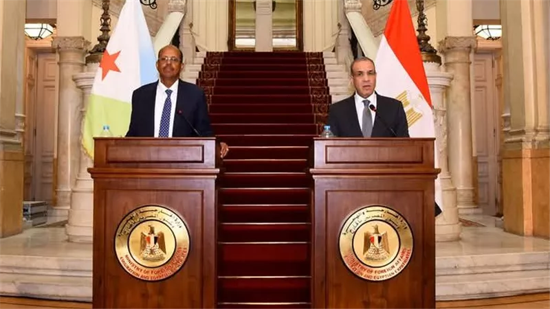 وزير الخارجية والهجرة يعقد مشاورات سياسية مع وزير خارجية جيبوتي