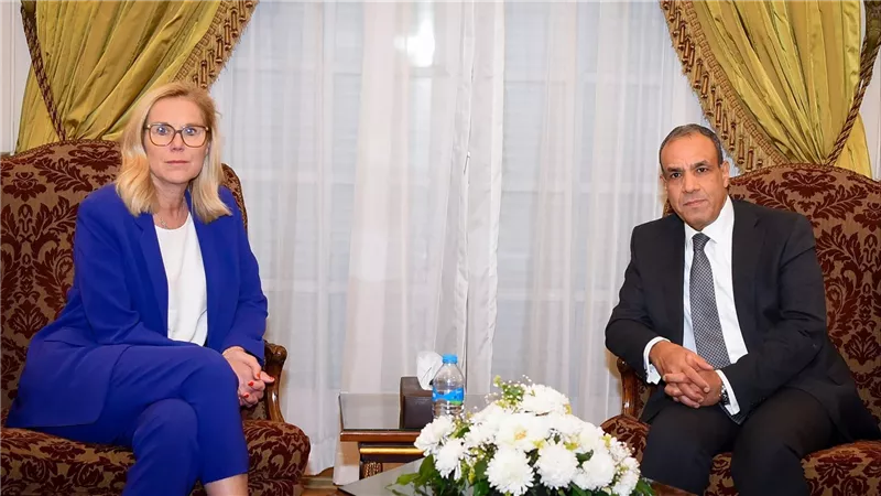 وزير الخارجية والهجرة يستقبل كبيرة مُنسقي الأمم المتحدة للشئون الإنسانية وإعادة الإعمار في غزة
